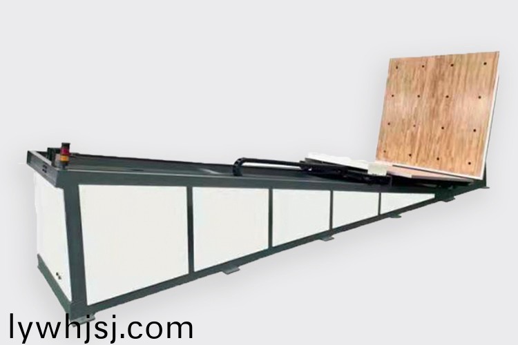 斜麵衝擊(ji)試(shi)驗機